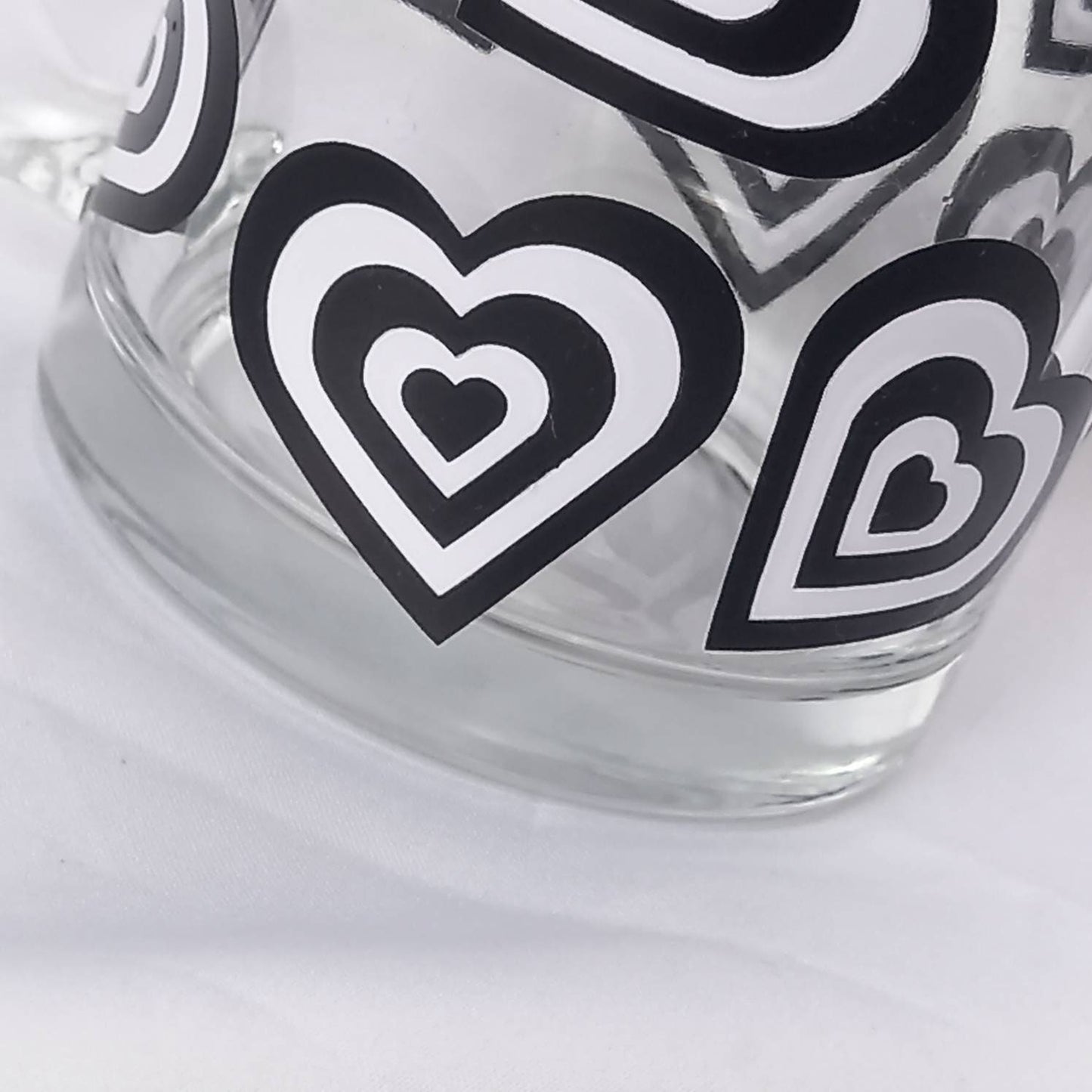 Retro Heart Glass Mug -  Valentines Day Gift In The UK,Black Retro Mug,70's Mug,Gifts For Her In The UK,Black Love Mug,Retro Mug,Funky Mug