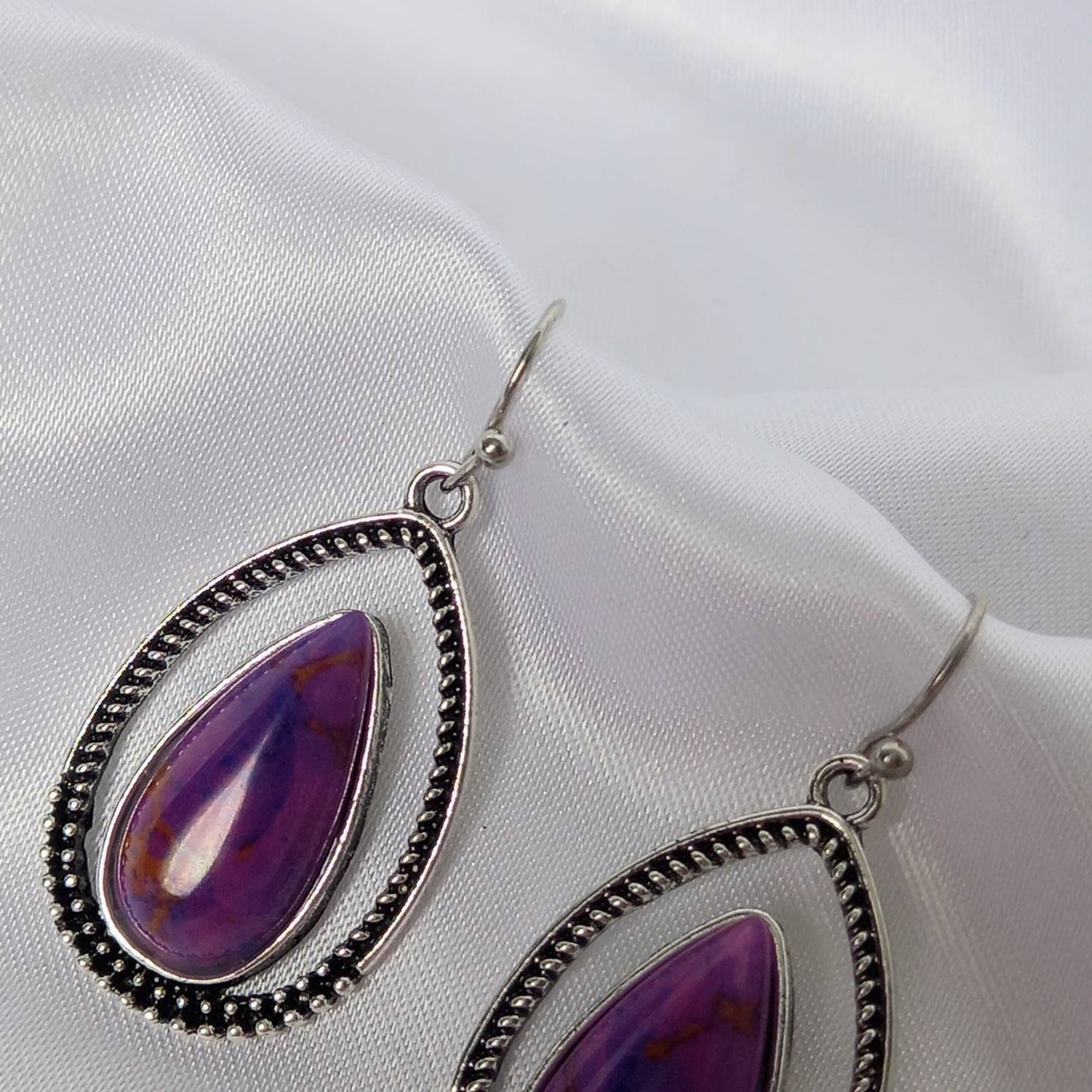 Purple & Silver Drop Earrings -Purple Oval Earrings,Silver Earrings In The UK,Silver Jewellery In The UK,Minimalist Earrings,Purple Earrings