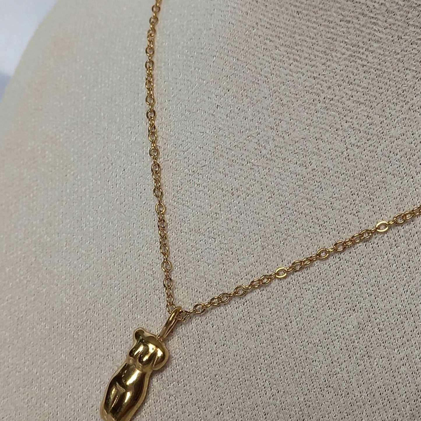 Gold Body Figure Chain Necklace -Gold Necklaces In The UK,Body Necklace,Gold Body Jewellery In The UK,Small Gold Necklace,Fine Gold Necklace