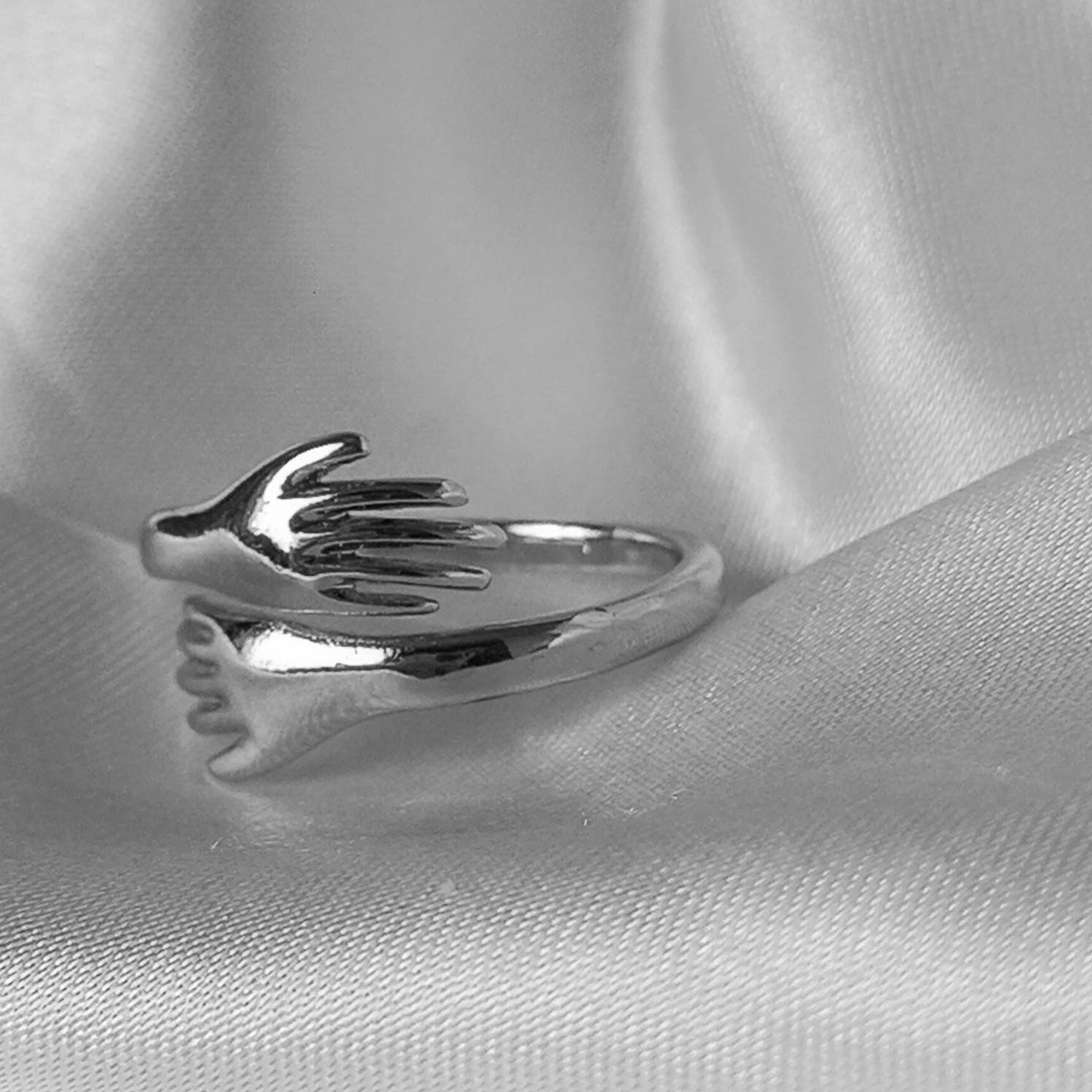 Silver Plated Hands Ring - Silver Hug Ring,Silver Rings In The UK,Hugging Hand Ring,Silver Minimalist Ring,Friendship,Wrap Adjustable Ring