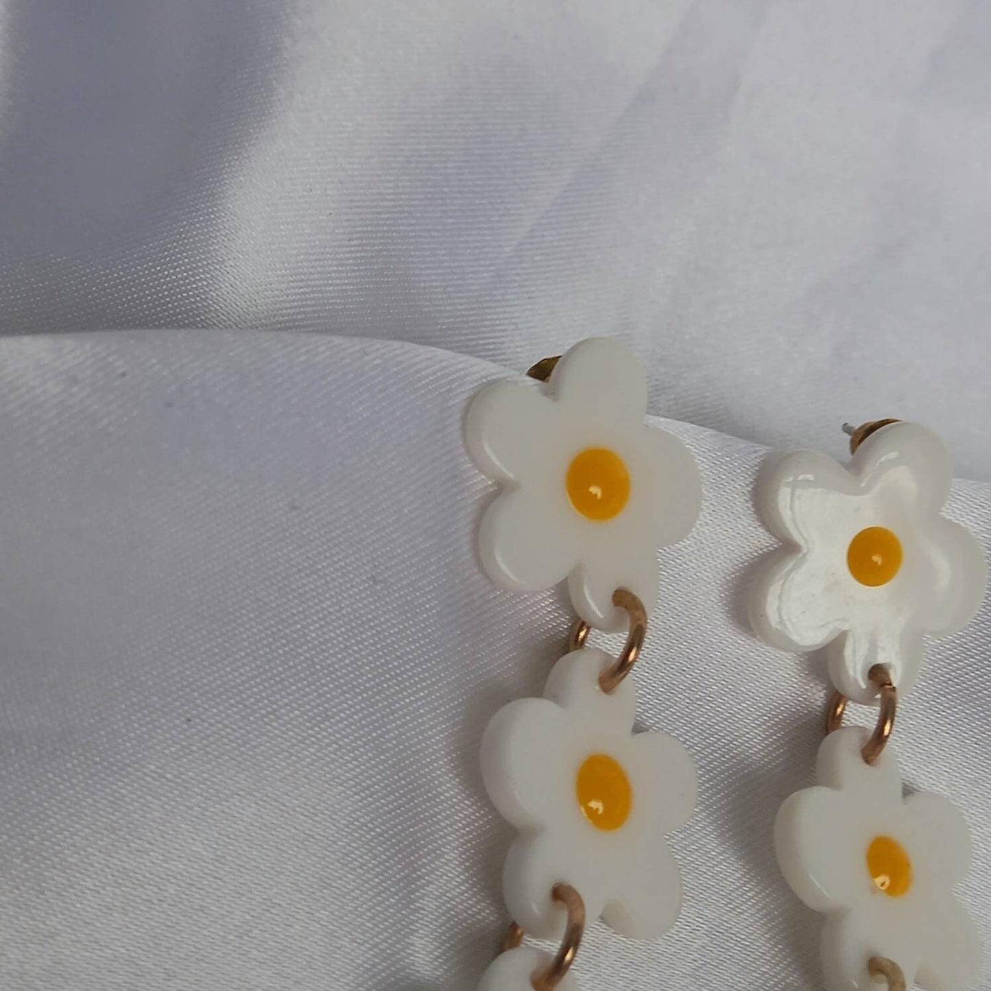 Daisy Drop Earrings - Hanging Jewellery,Accessories,Flower Earrings,Flower Jewlellery,White Flower Earrings,Earrings In The UK,Gifts For Her