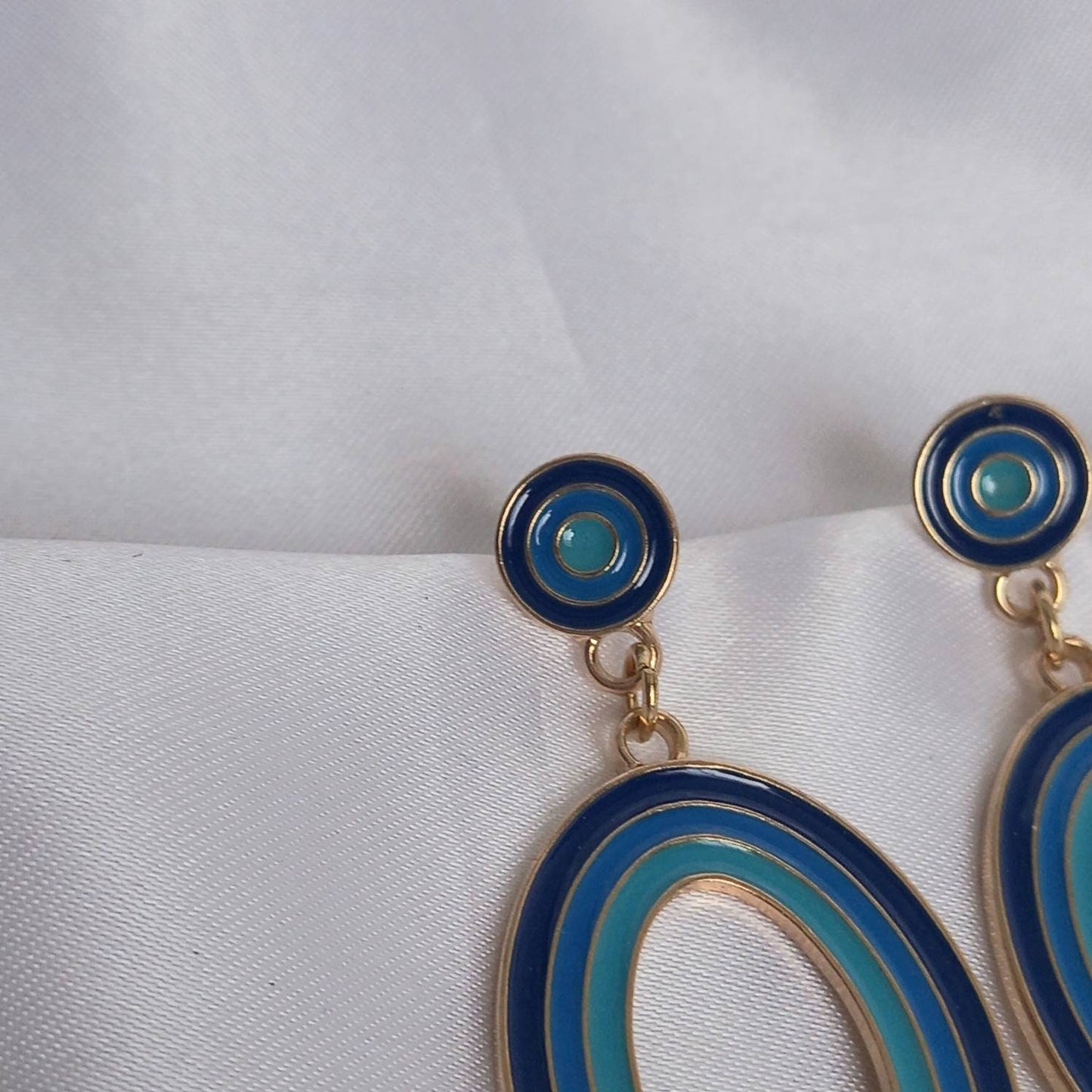 Blue & Gold Retro Drop Earrings - Oval Earrings,Blue Earrings In The UK,Gold Earrings,Blue Jewellery In The UK,Oval Jewellery,Round Earrings