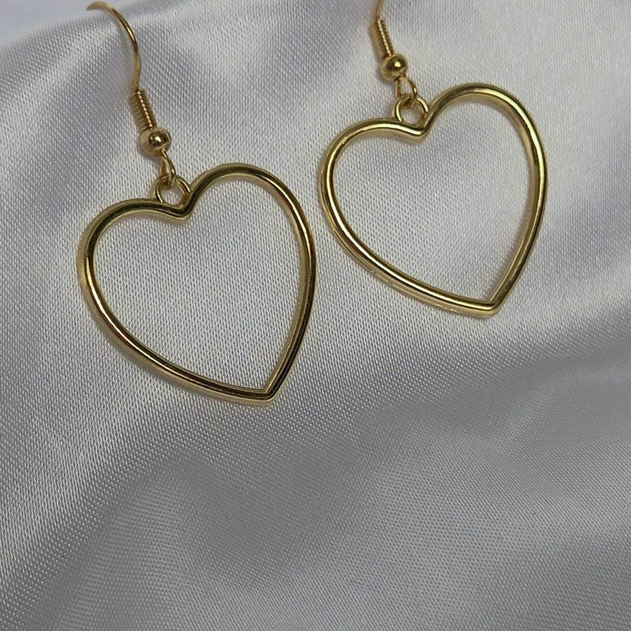 Gold Heart Drop Earrings - Gold Heart Earrings,Gold Heart Jewellery,Gold Earrings In The UK,Gold Jewellery In The UK,Love Heart Earrings