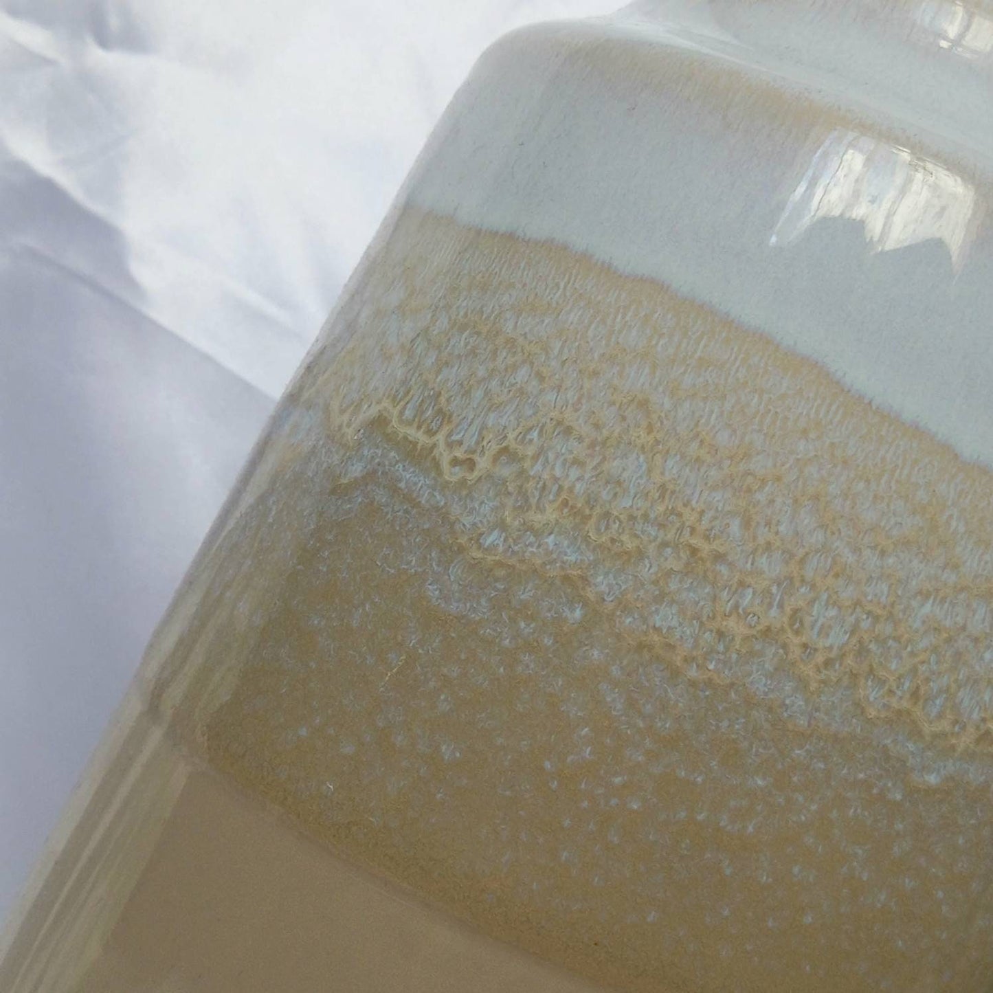 Ceramic Reactive Glaze Vase - Cream Vase,Reactive Glaze Ceramics,Flower Arranging,Homeware In The UK,Flowers,Home Decor In The UK