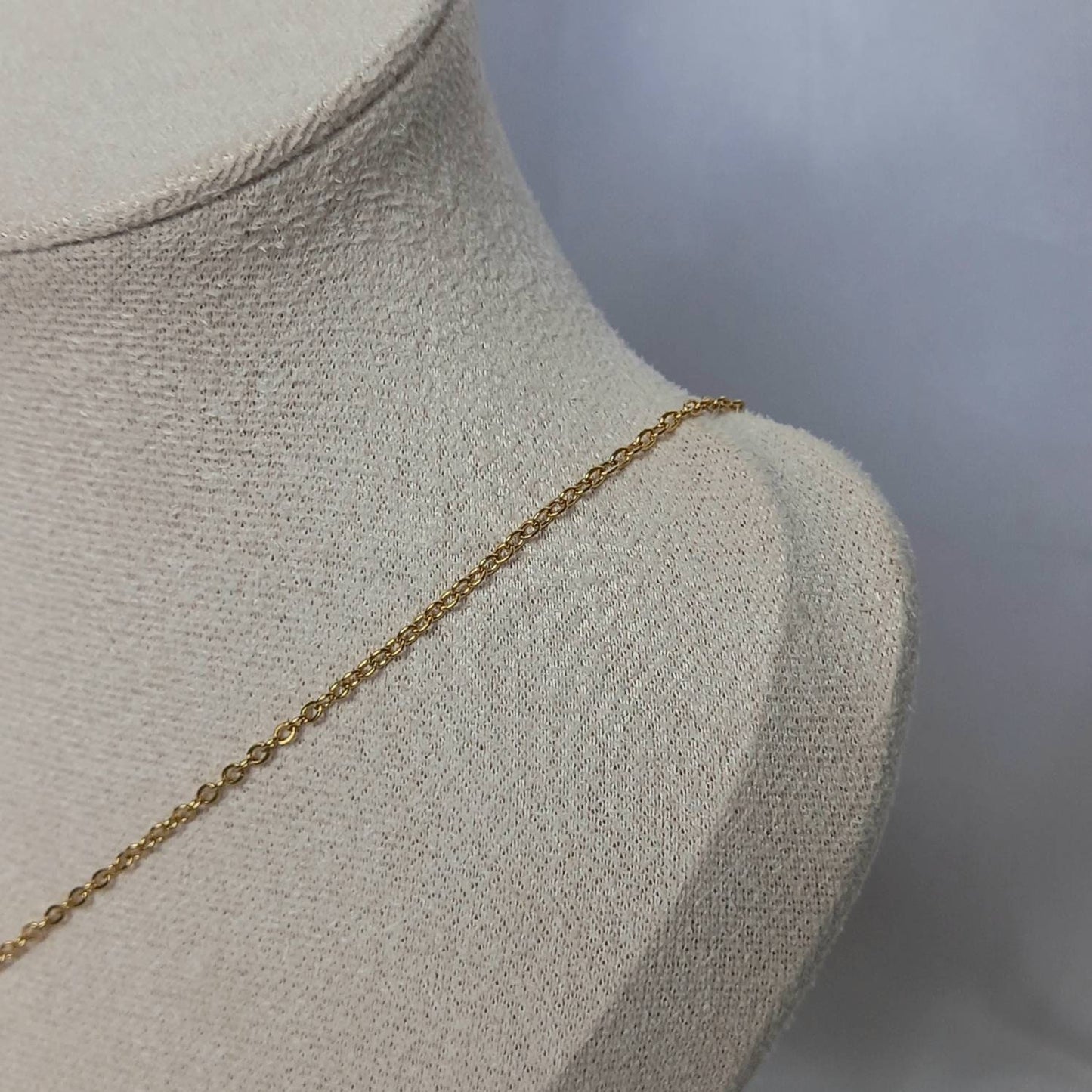 Gold Plane Chain Necklace - Small Gold Necklaces In The UK,Gold Necklace In The UK,Plane Lover Gift,Airplane Lover Jewellery,Airplanes