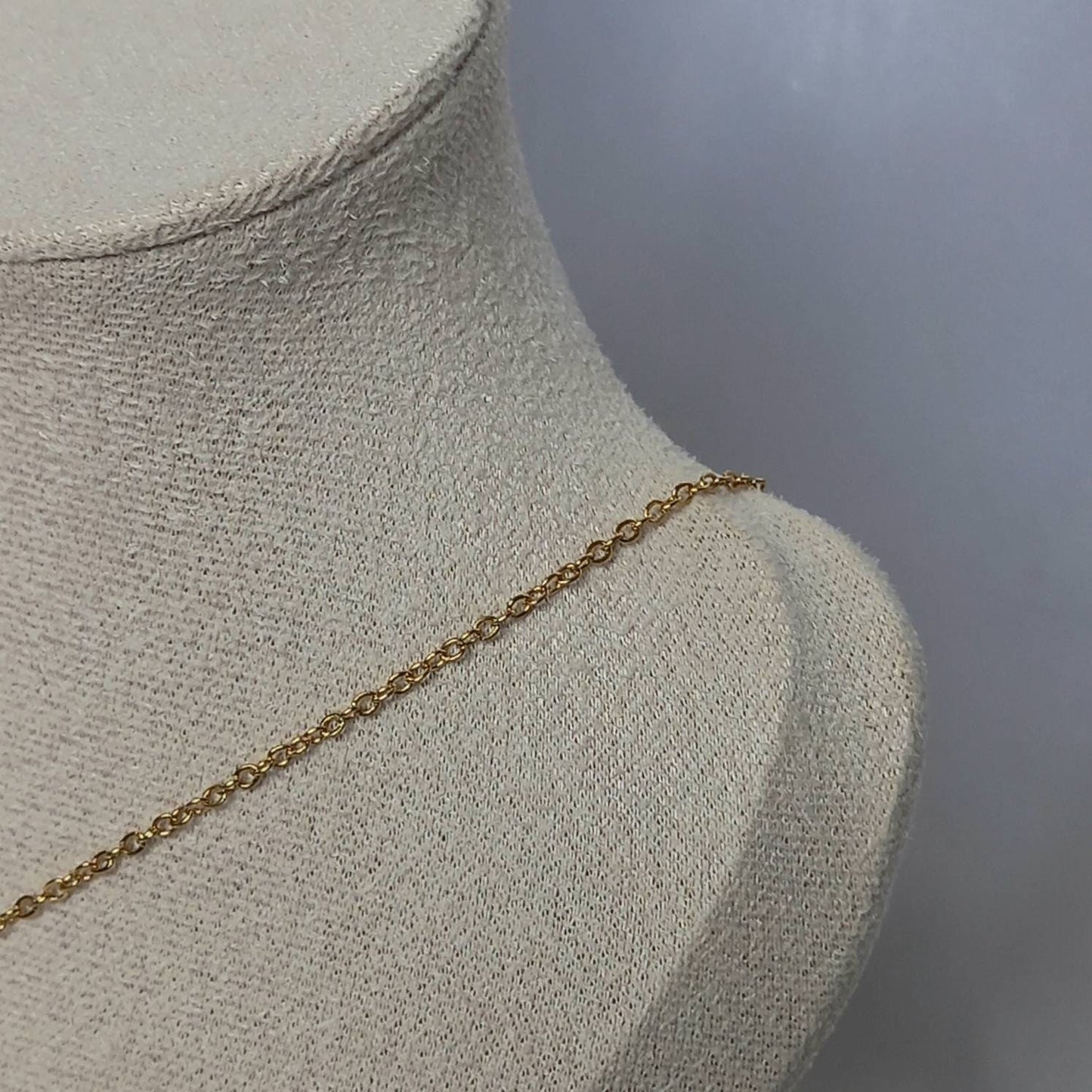 Gold Body Figure Chain Necklace -Gold Necklaces In The UK,Body Necklace,Gold Body Jewellery In The UK,Small Gold Necklace,Fine Gold Necklace