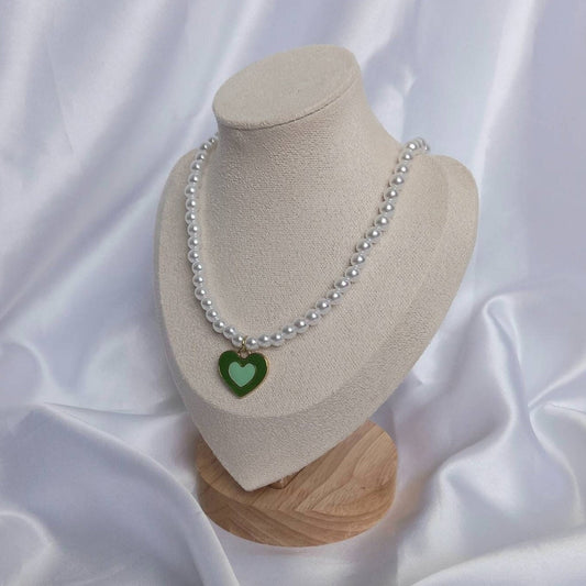 Green & Gold Retro Heart Drop Charm Pearl Necklace - Pearl Necklace,Green Heart Necklace,Green Beaded Necklaces In The UK,Beaded Jewellery