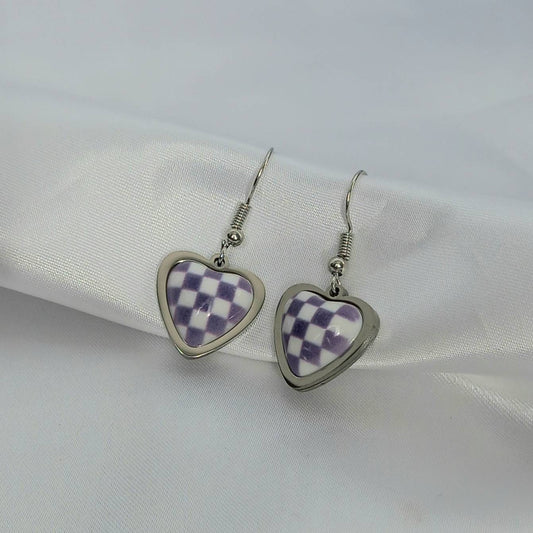 Purple & White Retro Heart Drop Earrings - Purple Heart Earrings In The UK,70's Style Earrings,Silver Earrings,Pink Checkered Jewellery