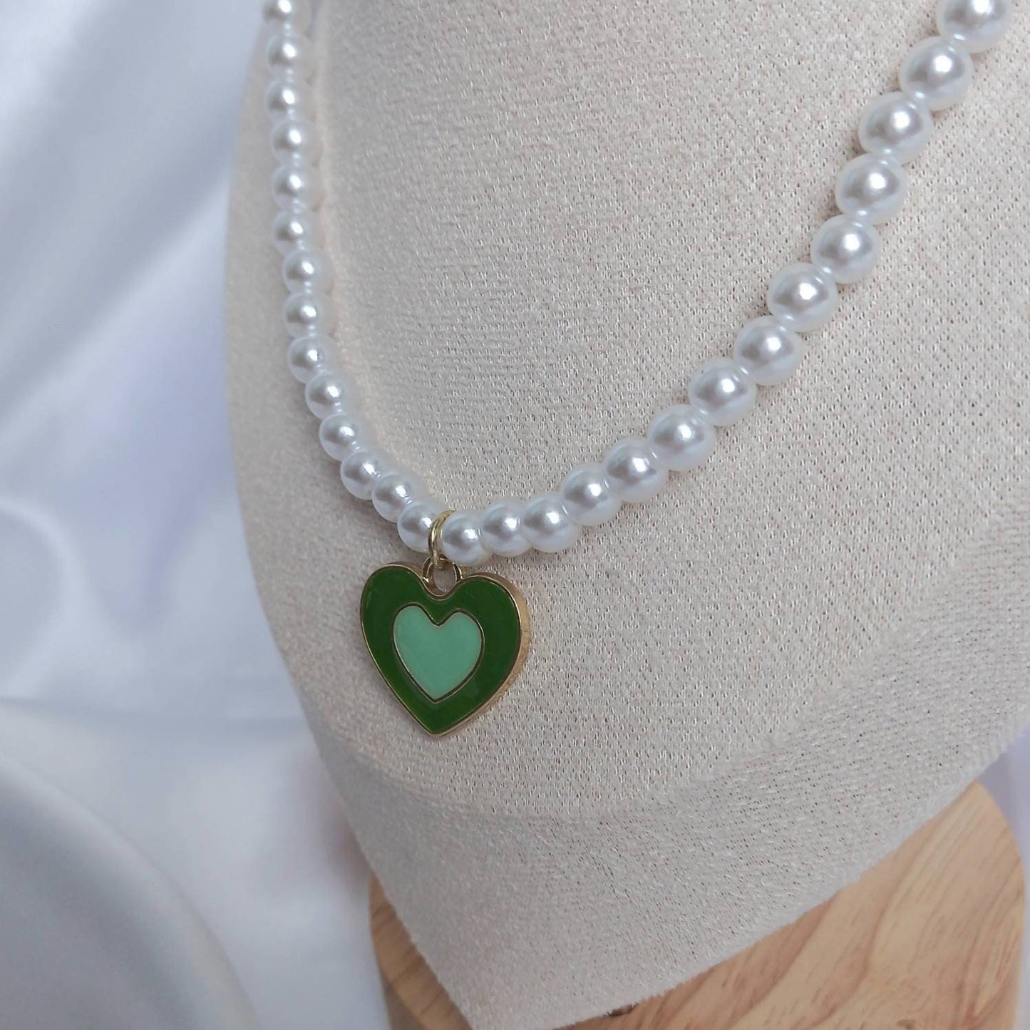 Green & Gold Retro Heart Drop Charm Pearl Necklace - Pearl Necklace,Green Heart Necklace,Green Beaded Necklaces In The UK,Beaded Jewellery