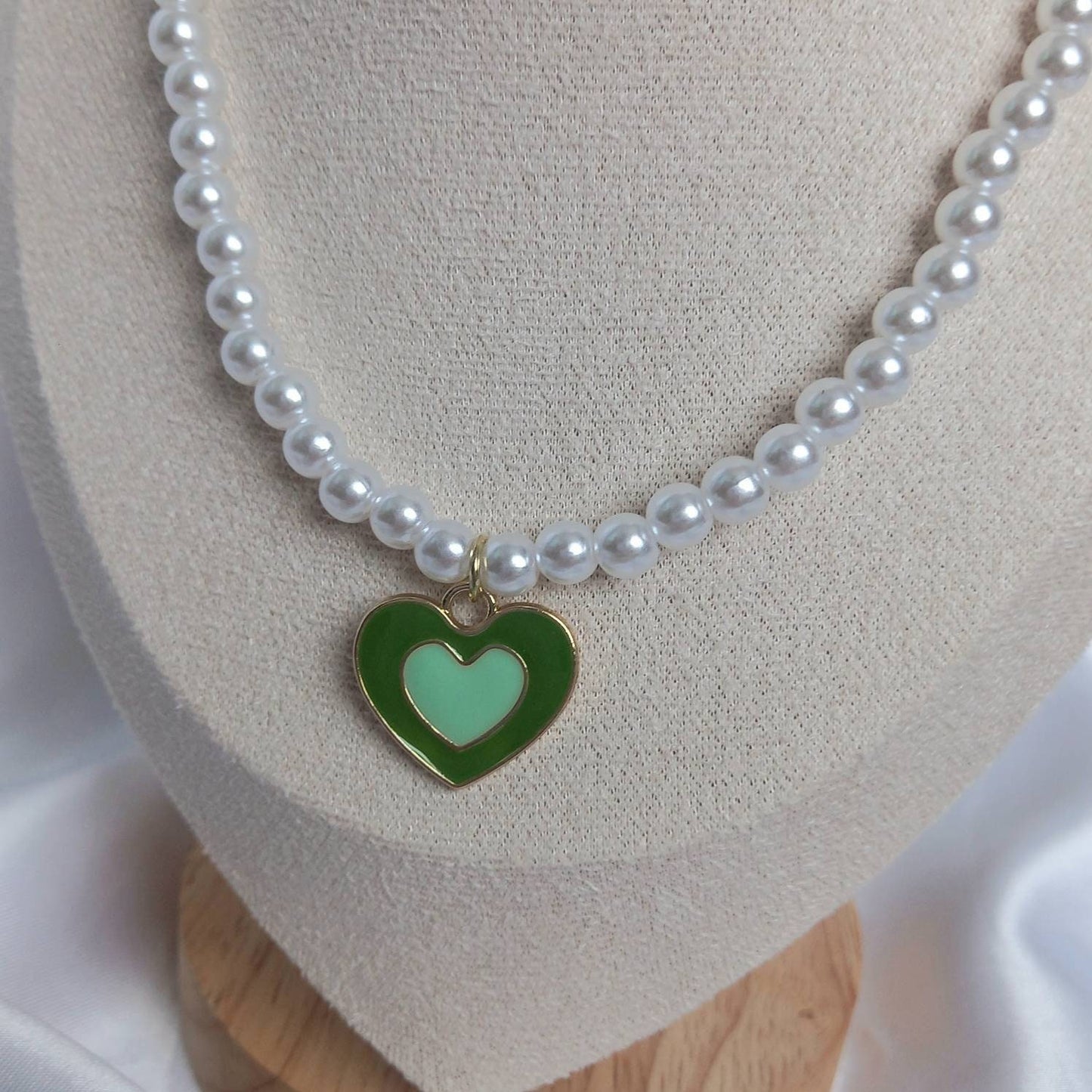 Green & Gold Retro Heart Drop Charm Pearl Necklace - Pearl Necklace,Green Heart Necklace,Green Beaded Necklaces In The UK,Beaded Jewellery