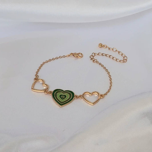 Gold & Green Heart Bracelet - Gold Jewellery In The UK,Gold Bracelets In The UK,Green Heart Bracelet,Heart Jewellery,Gold Chain Bracelets