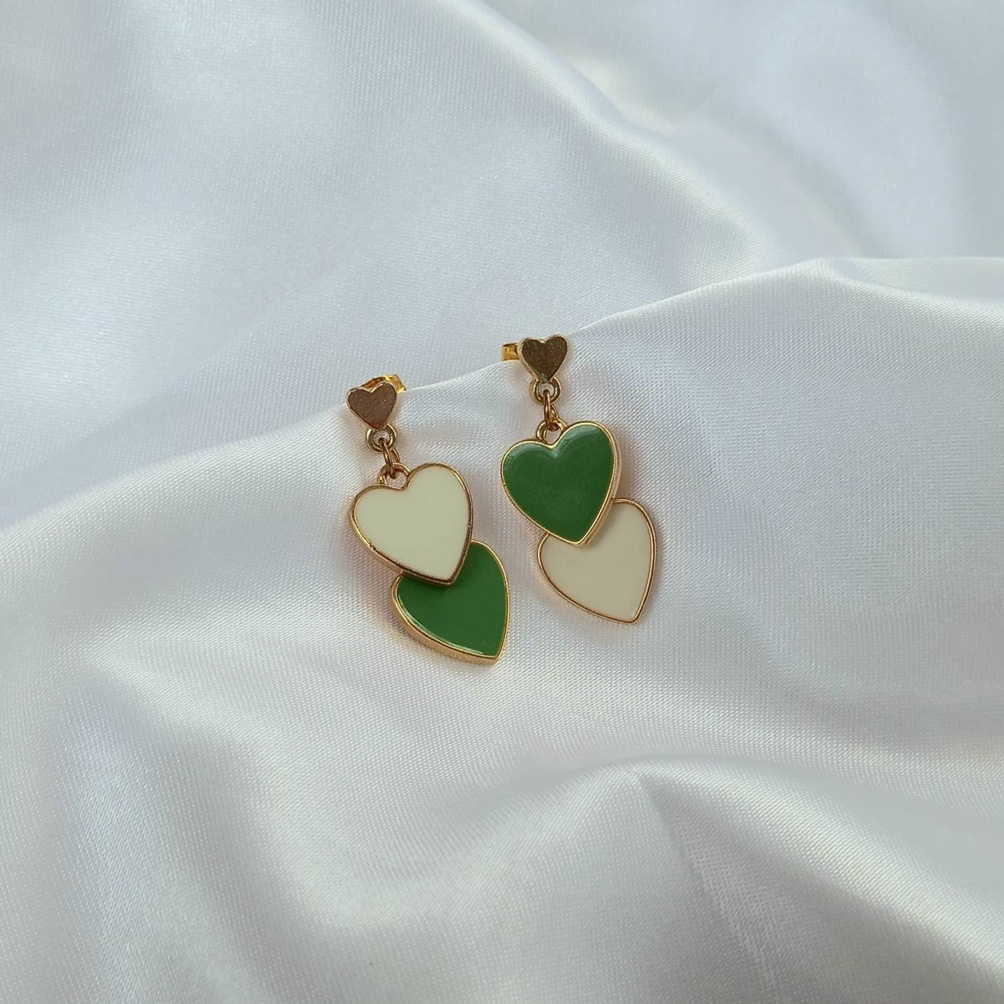 Green & Gold Retro Heart Earrings - Green Heart Earrings,70's Style Earrings,Vintage Style,Green Jewellery In The UK,Gold Earrings In The UK