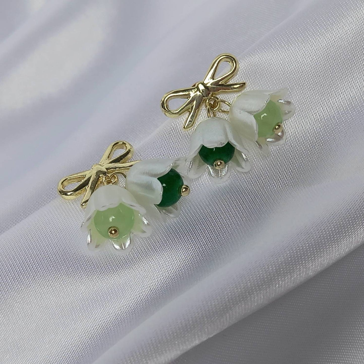 Gold Flower Stud Earrings-Flower Earrings,Flower Jewlellery,Gold Earrings,Bow Earrings,Gold Stud Earrings In The UK,Gold Jewellery In The UK