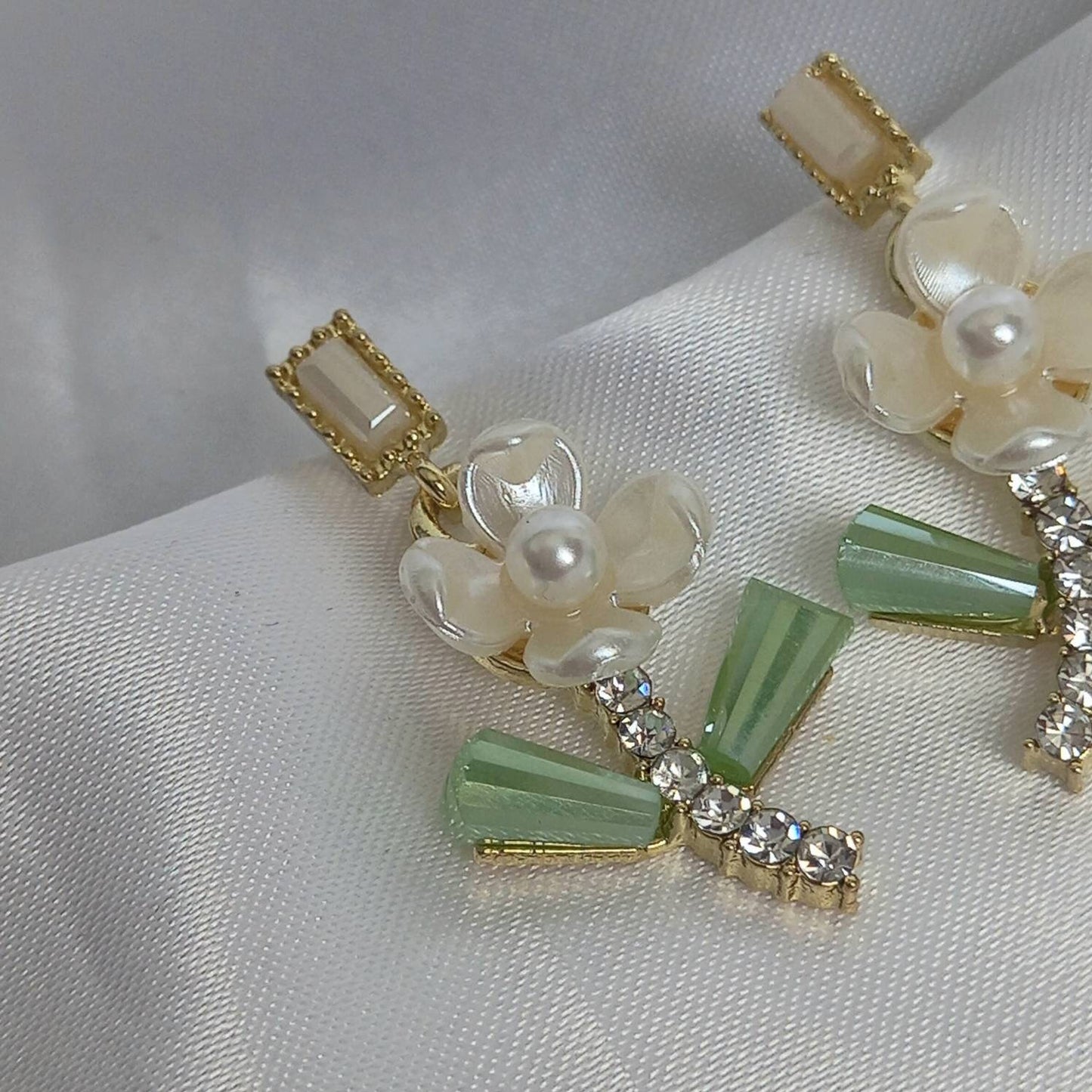 Gold Flower Drop Earrings - Gold Flower Earrings,Beaded Flower Jewellery,Floral Earrings,Bead Earrings In The UK,Gold Jewellery In The UK