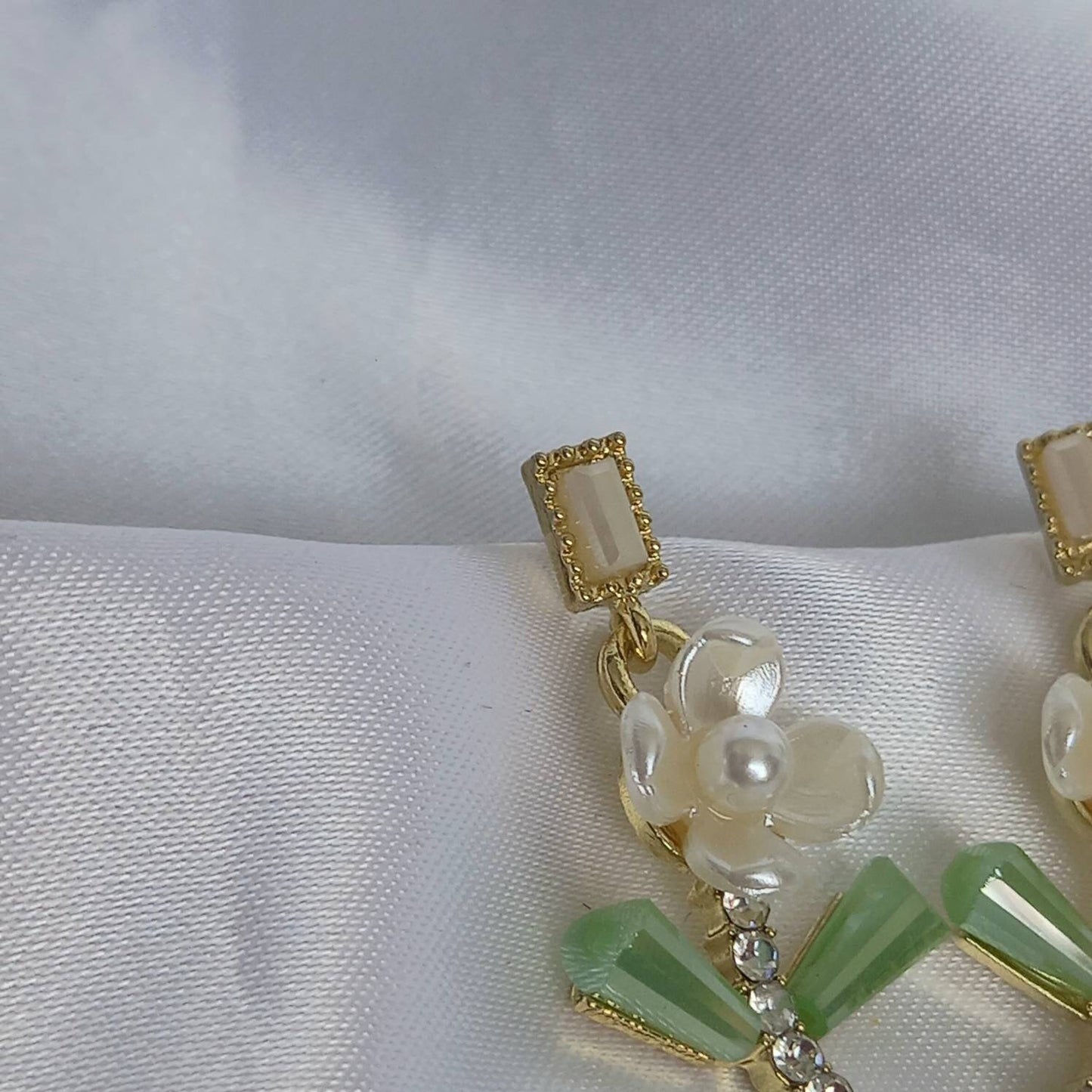 Gold Flower Drop Earrings - Gold Flower Earrings,Beaded Flower Jewellery,Floral Earrings,Bead Earrings In The UK,Gold Jewellery In The UK