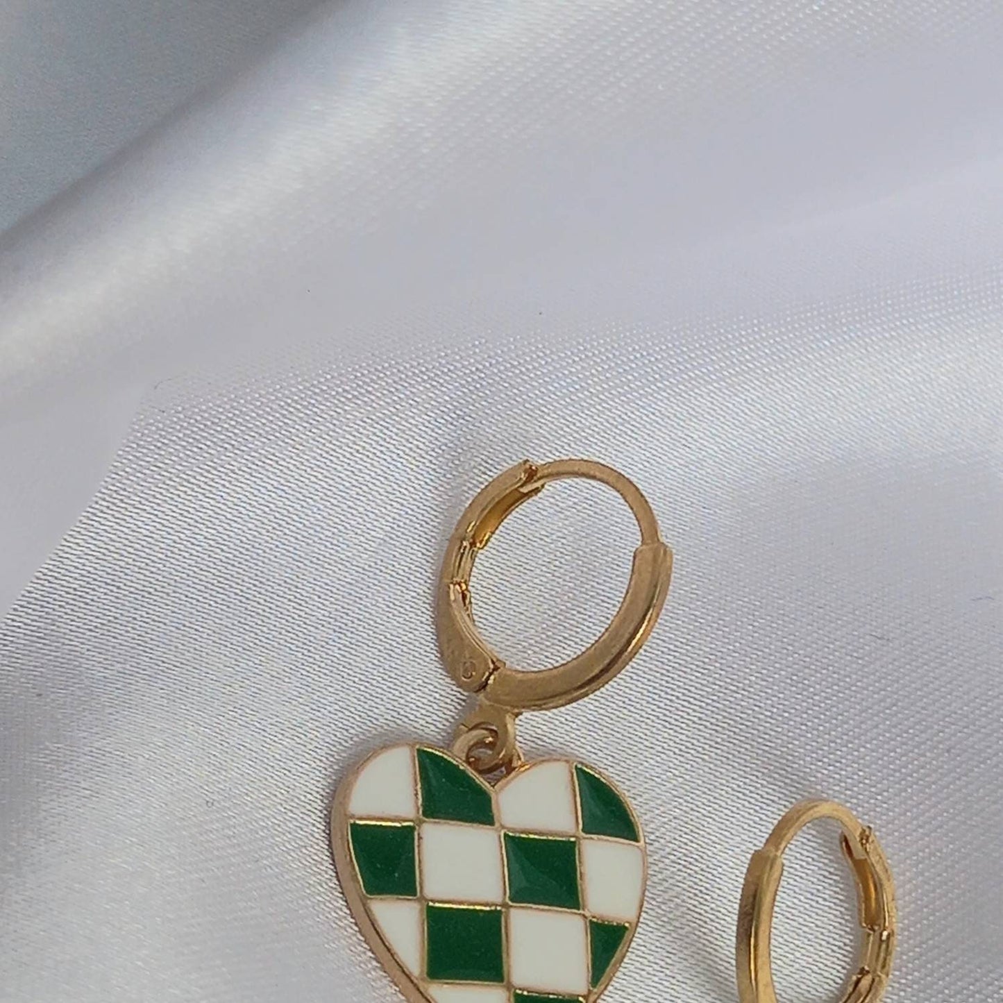Green & White Retro Heart Drop Earrings - Green Heart Earrings In The UK,70's Style Earrings,Vintage Style,Green Checkered Jewellery,Gold