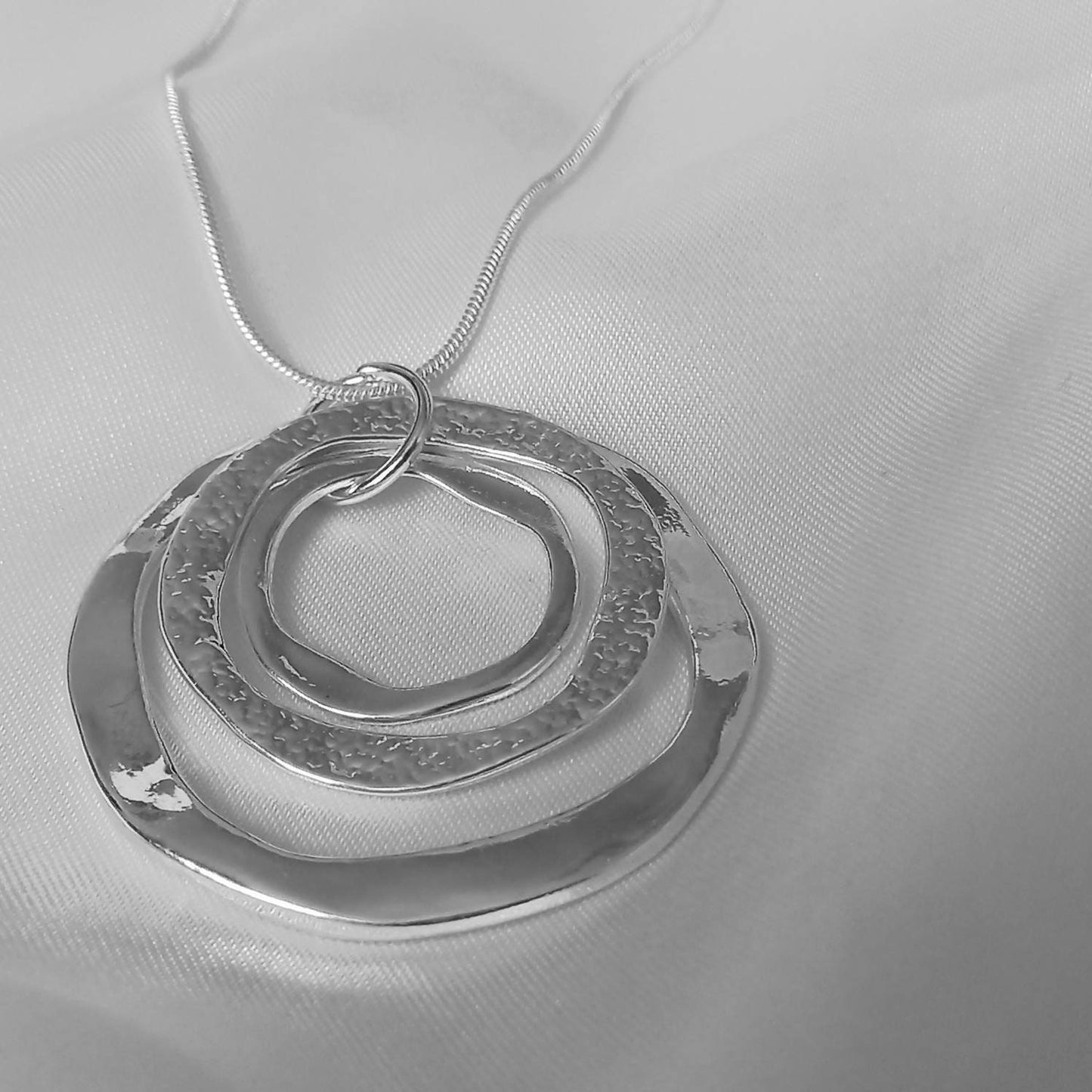 Silver Circle Charm Necklace - Silver Circle Infinity Necklace,Fine Chain Necklaces,Silver Necklaces In The UK, Silver Jewellery In The UK