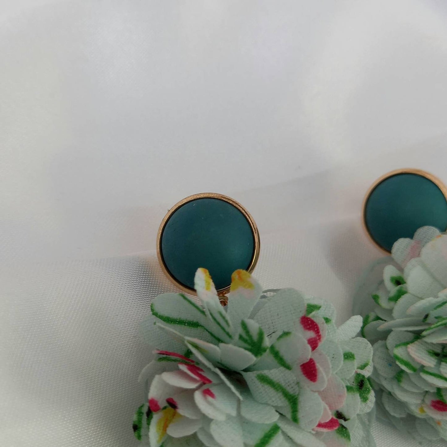 Green & Gold Flower Drop Earrings - Green Flower Earrings In The UK,Flower Jewlellery In The UK,Fabric Earrings,Green Earrings,Bead Earrings