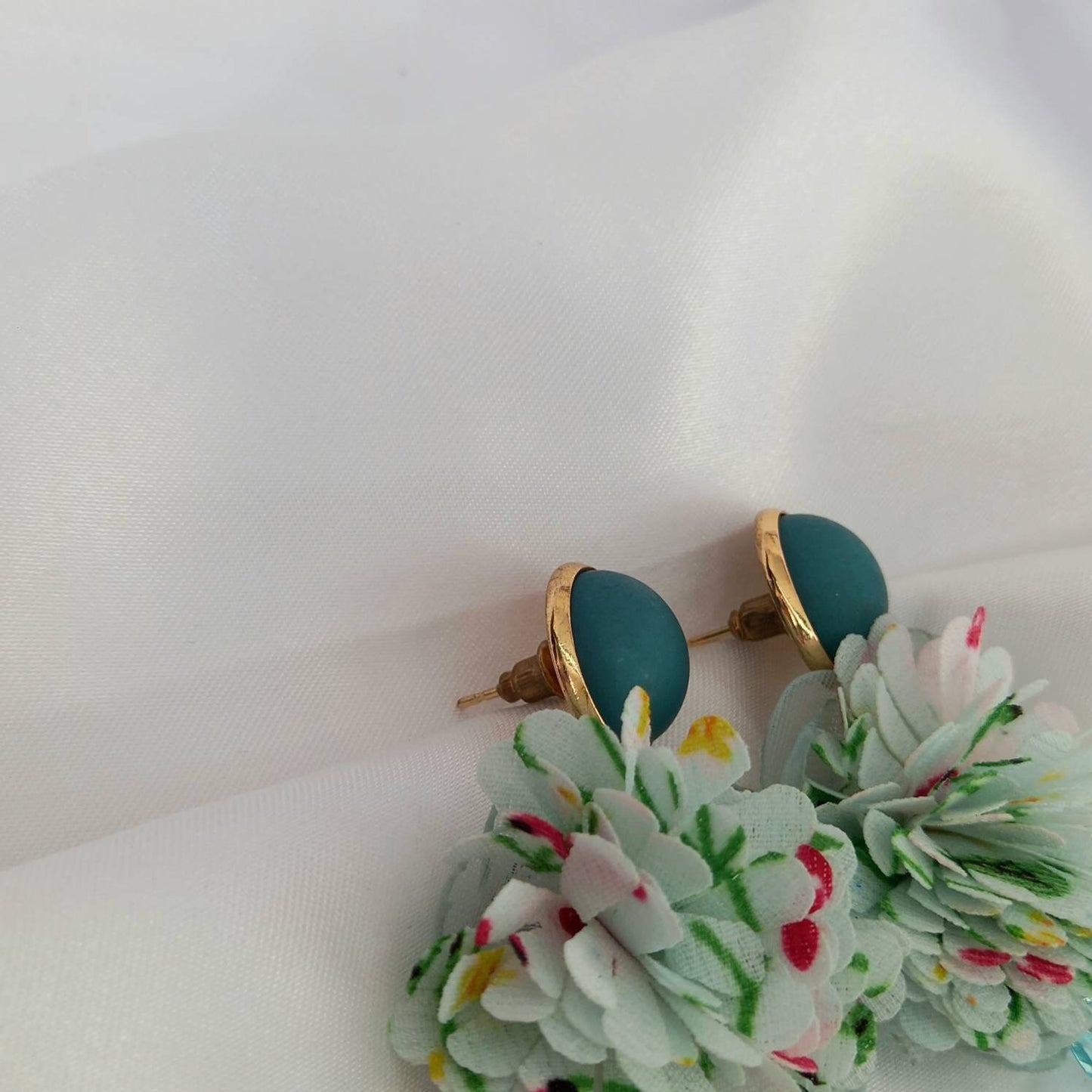 Green & Gold Flower Drop Earrings - Green Flower Earrings In The UK,Flower Jewlellery In The UK,Fabric Earrings,Green Earrings,Bead Earrings