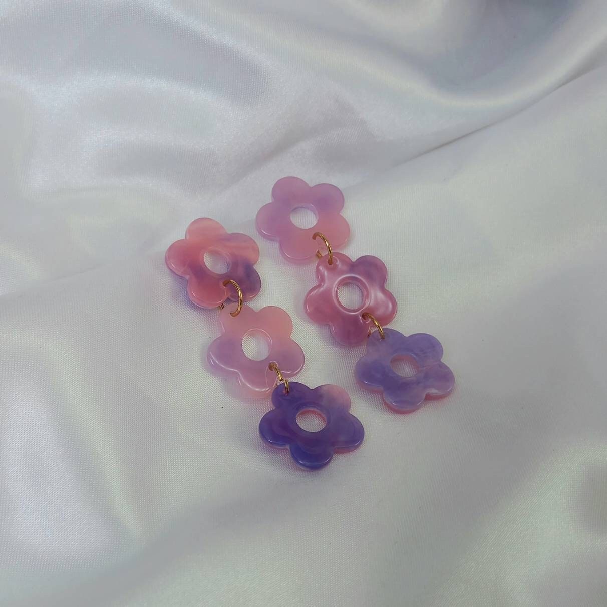 Purple Flower Drop Earrings-Purple Flower Earrings In The UK,Purple Flower Jewlellery In The UK,Retro Earrings,70's Earrings,Purple Earrings