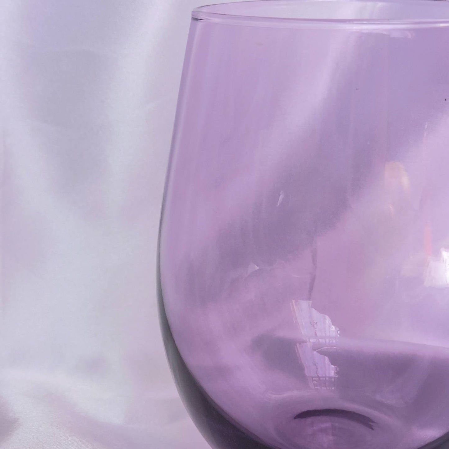 Purple Glass Tumbler - Summer Glasses,Purple Glasses,Summer Glassware,Gifts For Her,Colourful Glassware,Glassware In The UK,Purple Tumblers