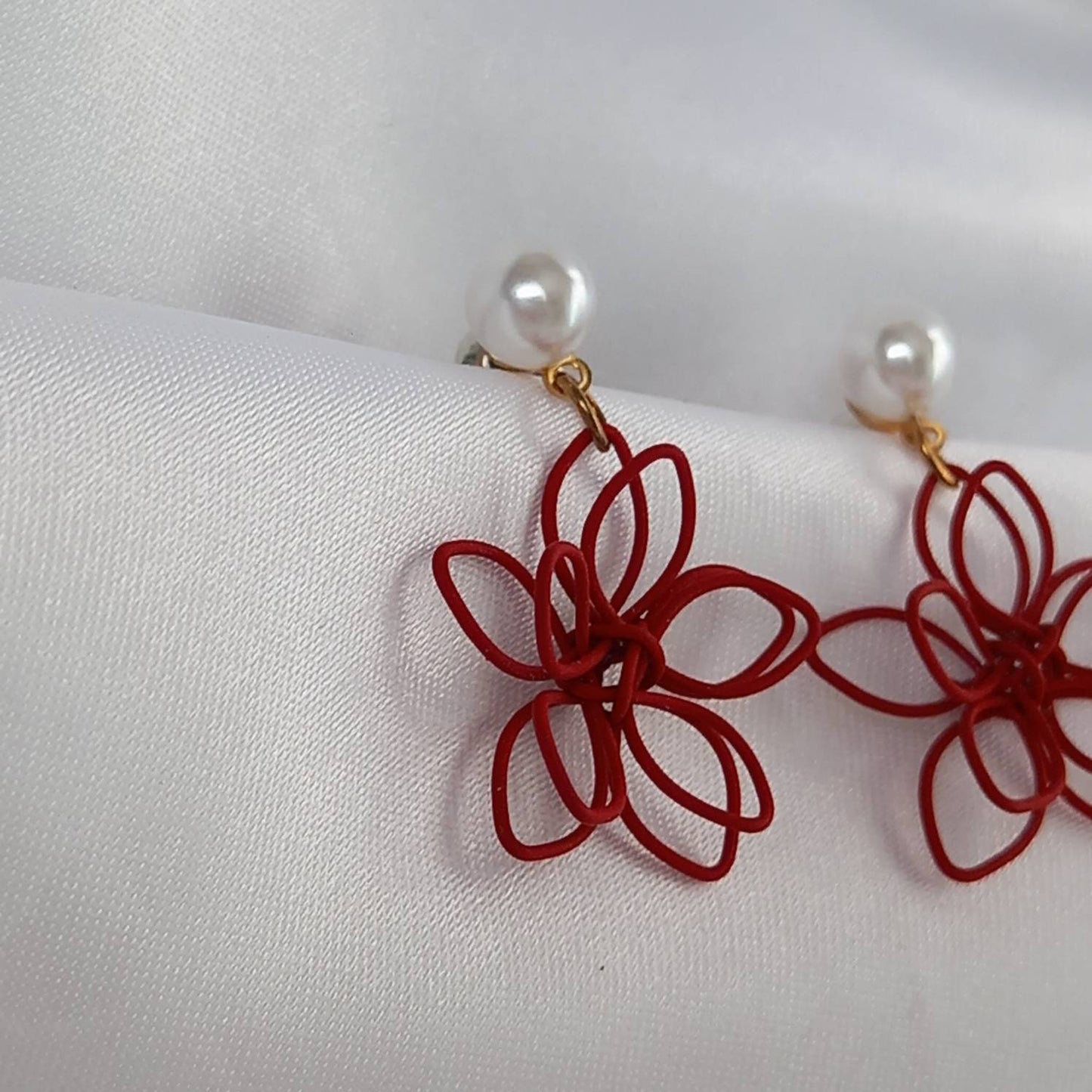 Red Flower Stud Earrings - Red Flower Earrings,Red Flower Jewlellery,Red Wire Earrings,Pearl Earrings,Red Earrings In The UK,Red Jewellery