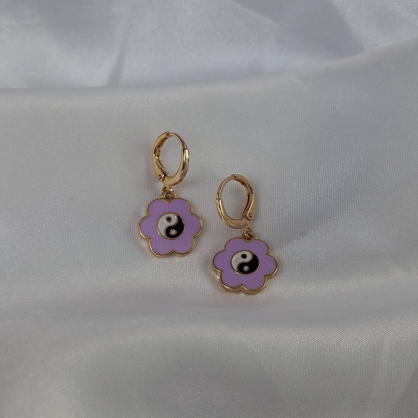 Purple Flower Drop Earrings - Purple Flower Earrings In The UK,Purple Flower Jewlellery In The UK,Retro Earrings,70's Earrings,Yin And Yang