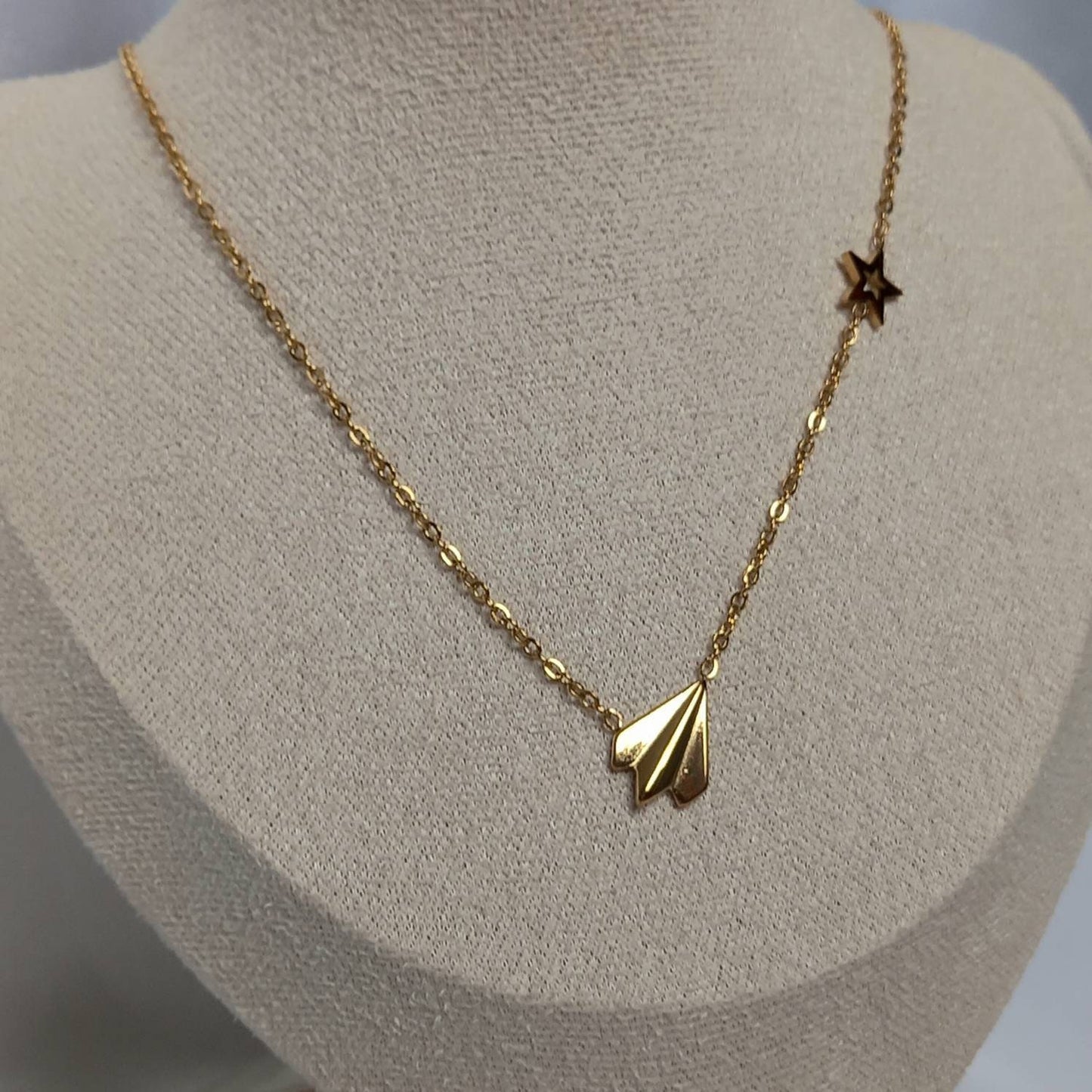 Gold Paper Plane Style Necklace - Small Gold Necklaces In The UK,Gold Jewellery In The UK,Airplane Neclace,Star Necklace,Star Jewellery