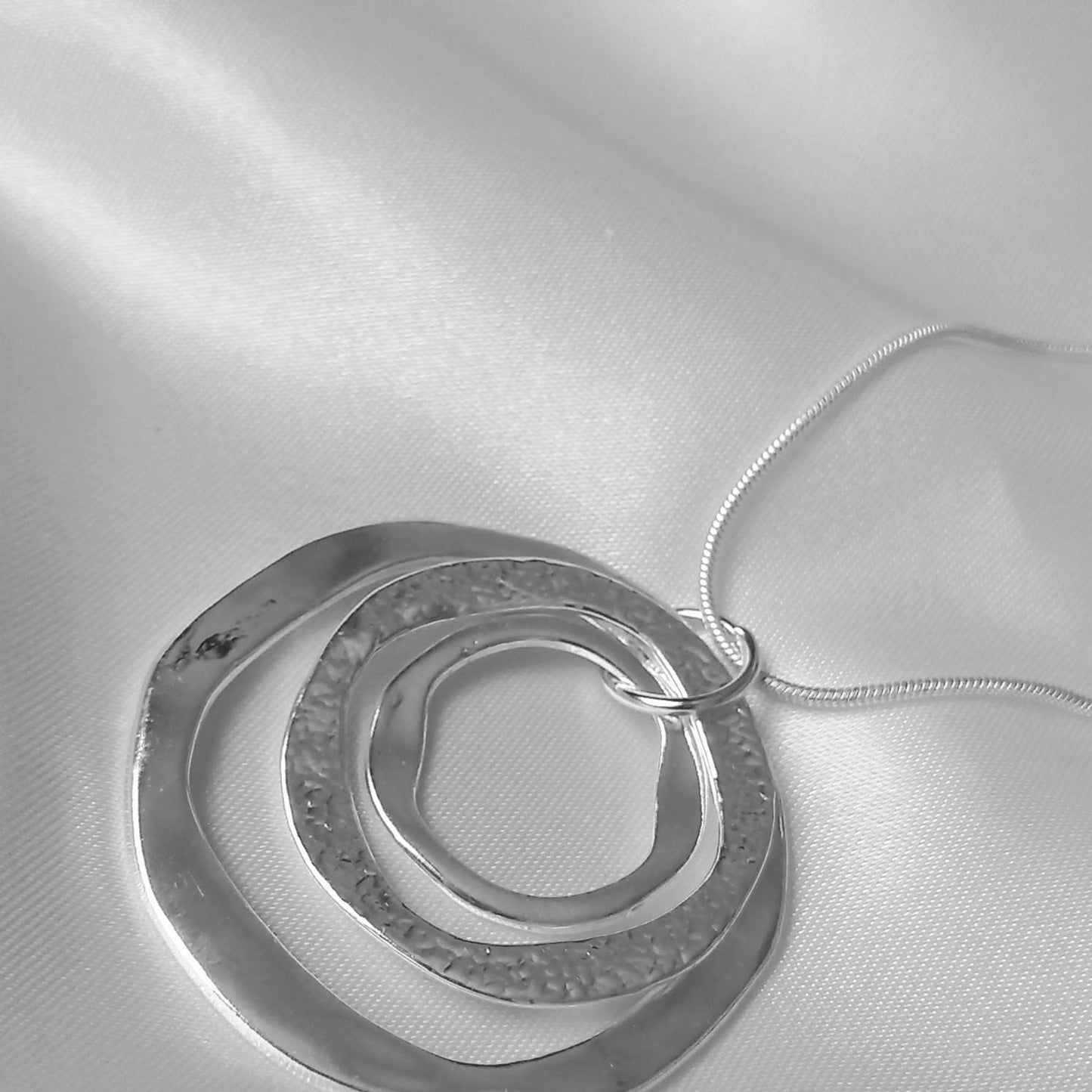 Silver Circle Charm Necklace - Silver Circle Infinity Necklace,Fine Chain Necklaces,Silver Necklaces In The UK, Silver Jewellery In The UK