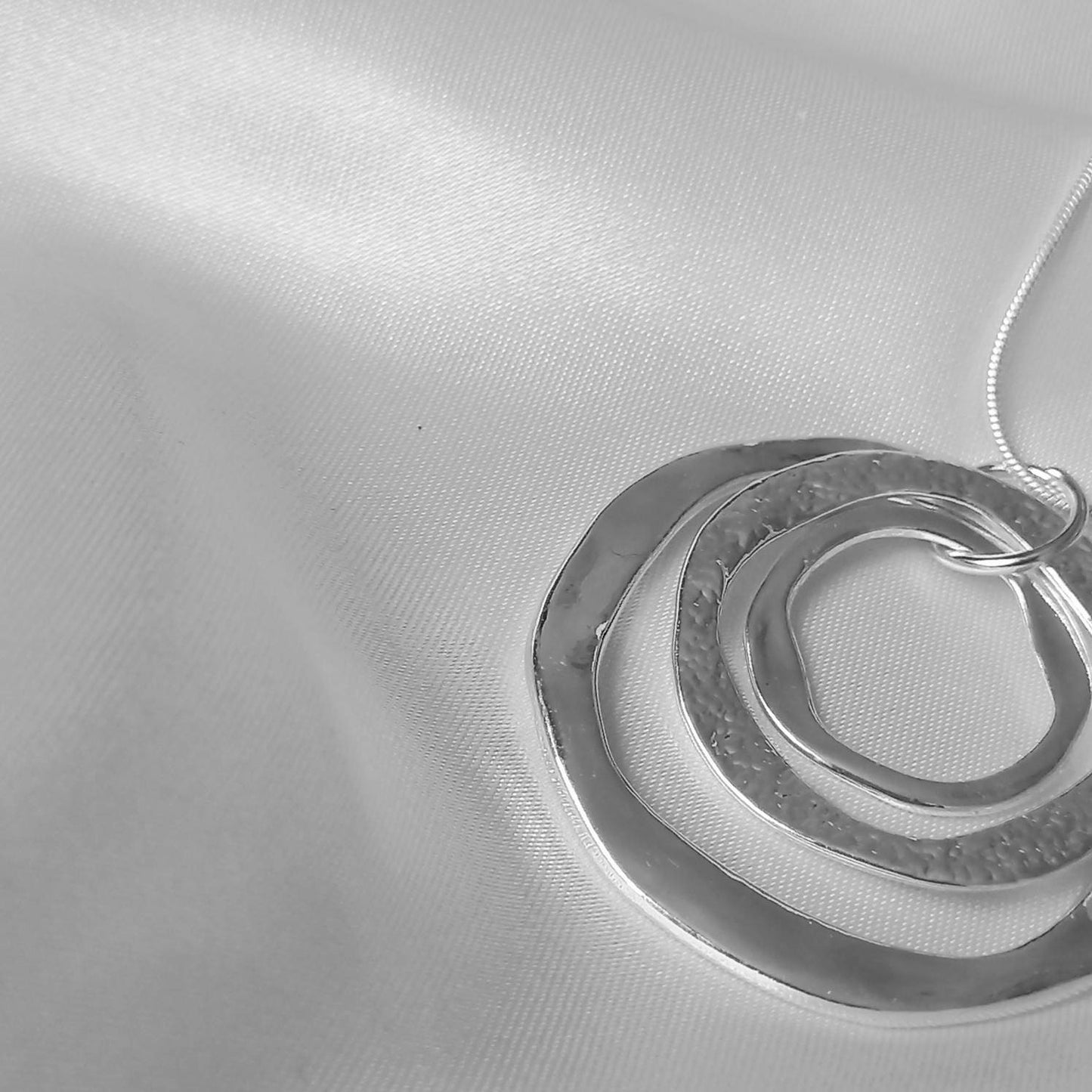 Silver Circle Charm Necklace - Silver Circle Infinity Necklace,Fine Chain Necklaces,Silver Necklaces In The UK, Silver Jewellery In The UK