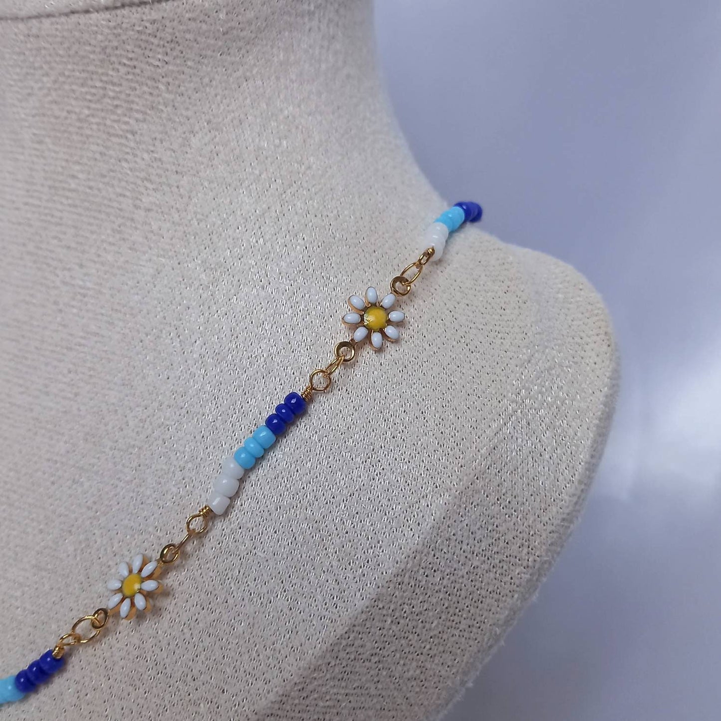 Gold Chain Daisy Necklace -Flower Necklaces In The UK,Blue Beaded Necklace,Daisy Jewelley In The UK,Delicate Necklace,Small Beaded Jewellery