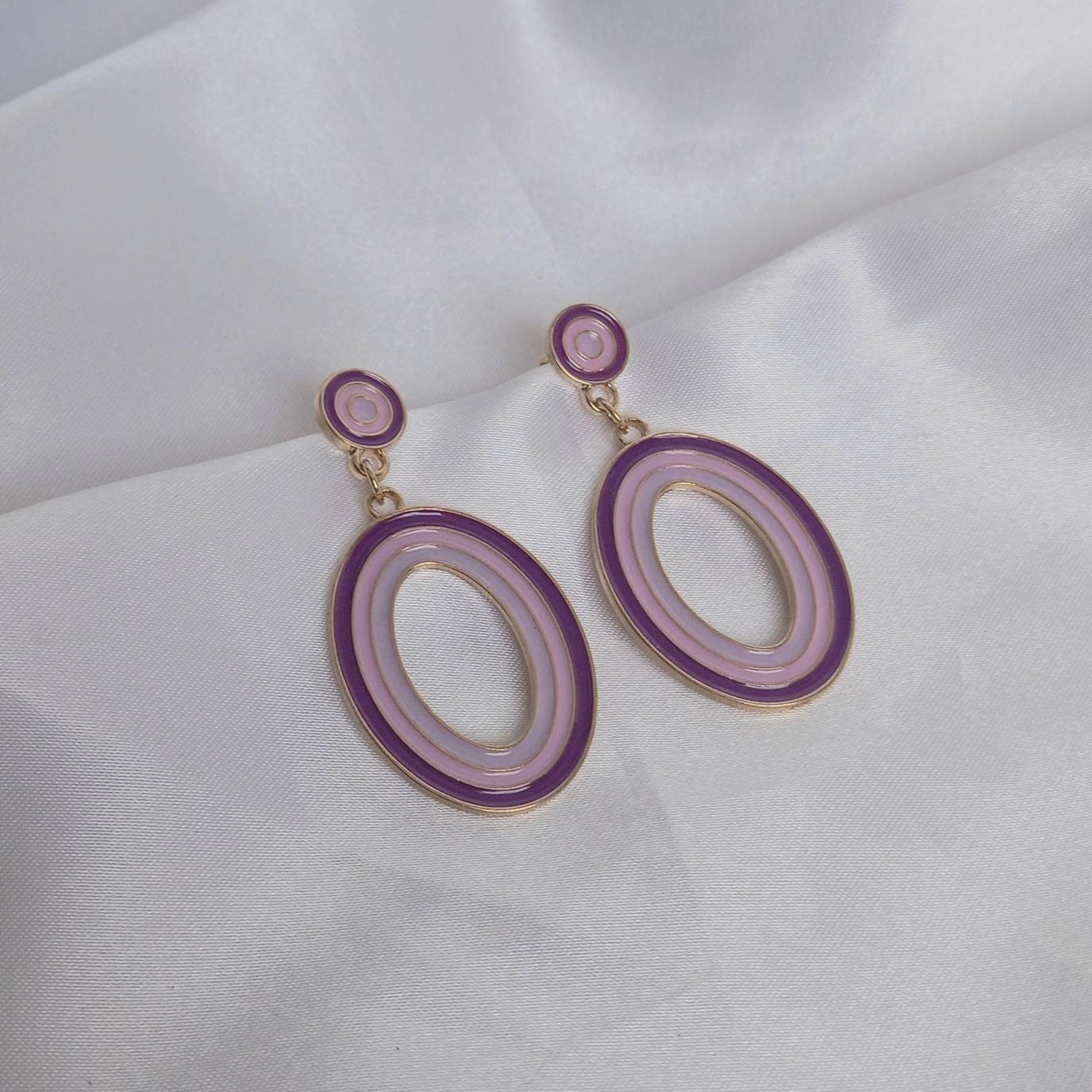 Purple Retro Drop Earrings - Oval Earrings,Purple Earrings In The UK,Gold Earrings,Purple Jewellery In The UK,Oval Jewellery,Round Earrings