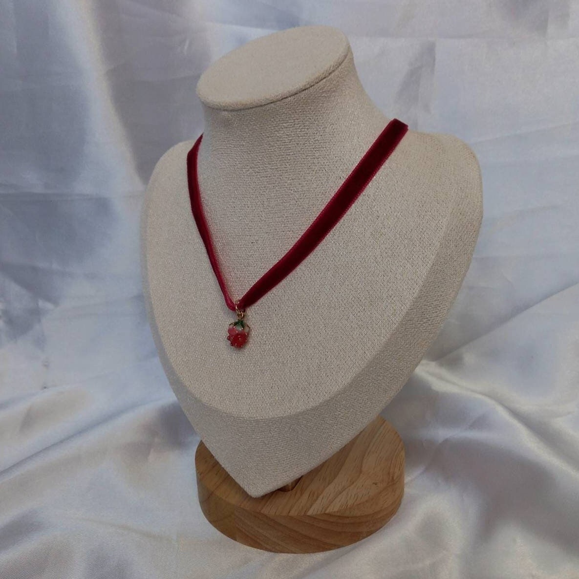 Strawberry Bead Choker Necklace -  Strawberry Necklace,Velvet Choker Necklace,Red Necklaces In The UK,Strawberry Jewellery In The UK