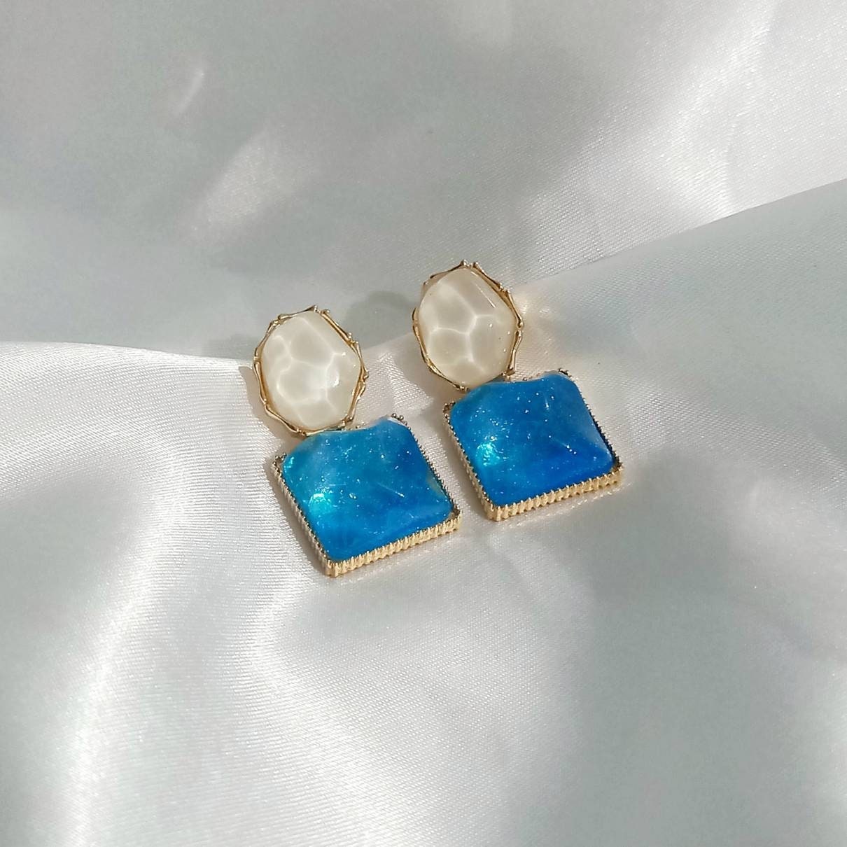 Blue and White Resin Drop Earrings - Blue Earrings,White Earrings,Gold Earrings,Resin Earrings,Chunky Blue Earrings In The UK,Blue Jewellery